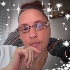 Meet your Posher, Deanna